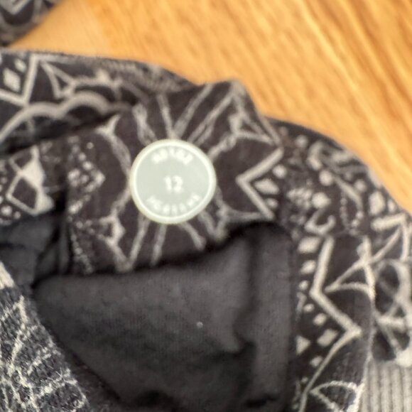 Ivivva hoodie - Picture 3 of 7